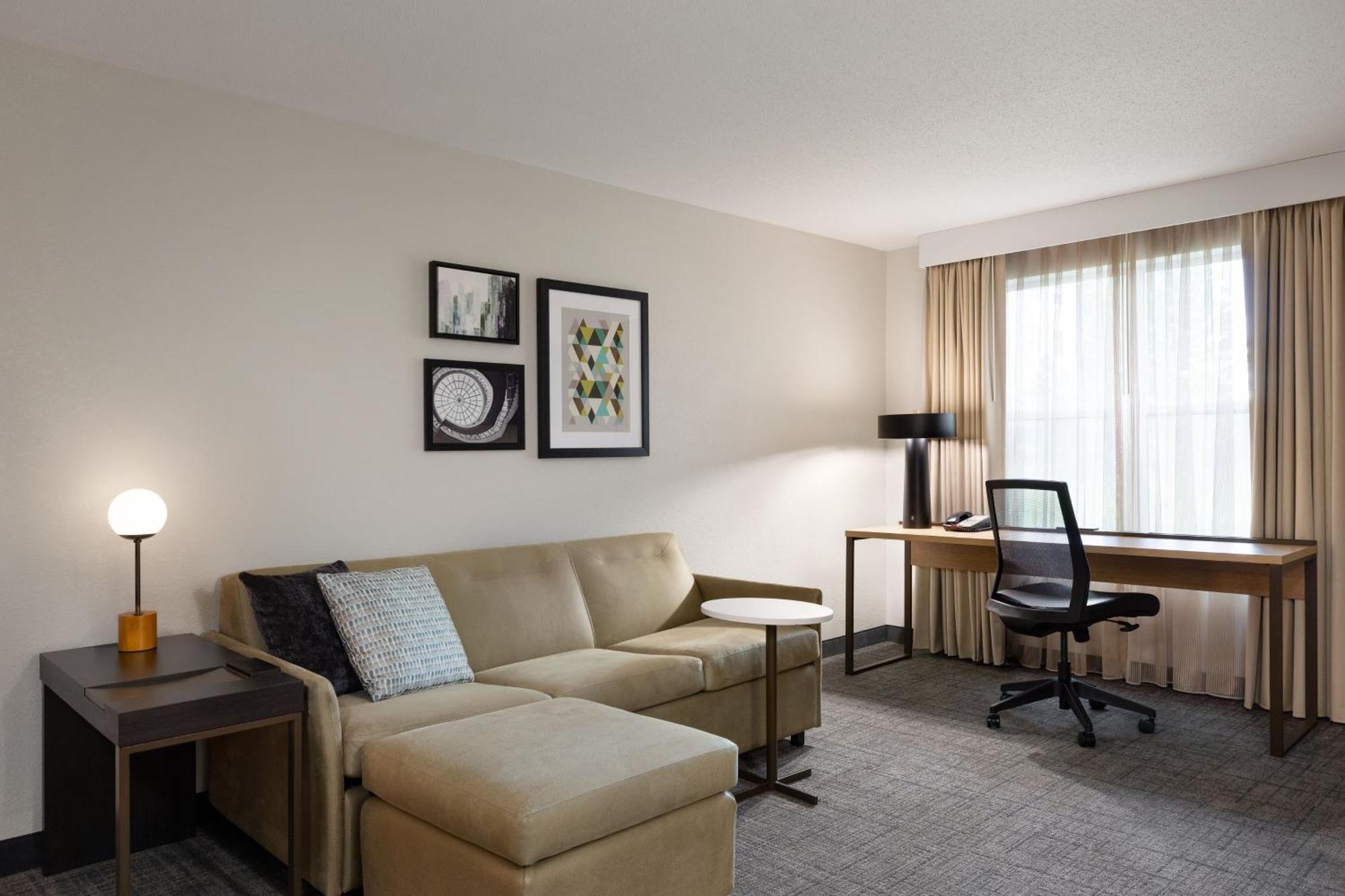 Residence Inn By Marriott Madison West/Middleton Exterior photo